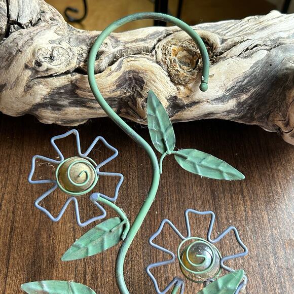 Vintage green metal flower floral wall hook with two flower design - Picture 3 of 6